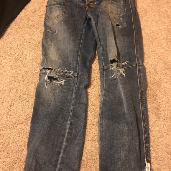 Medium washed ripped jeans - Picture 4 of 5